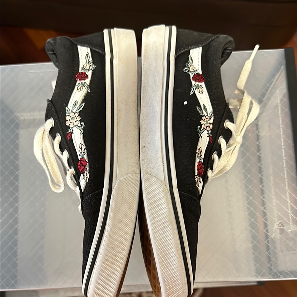VANS! Floral Embroidered Black Sneakers - Missy size 4 - Picture 3 of 10
